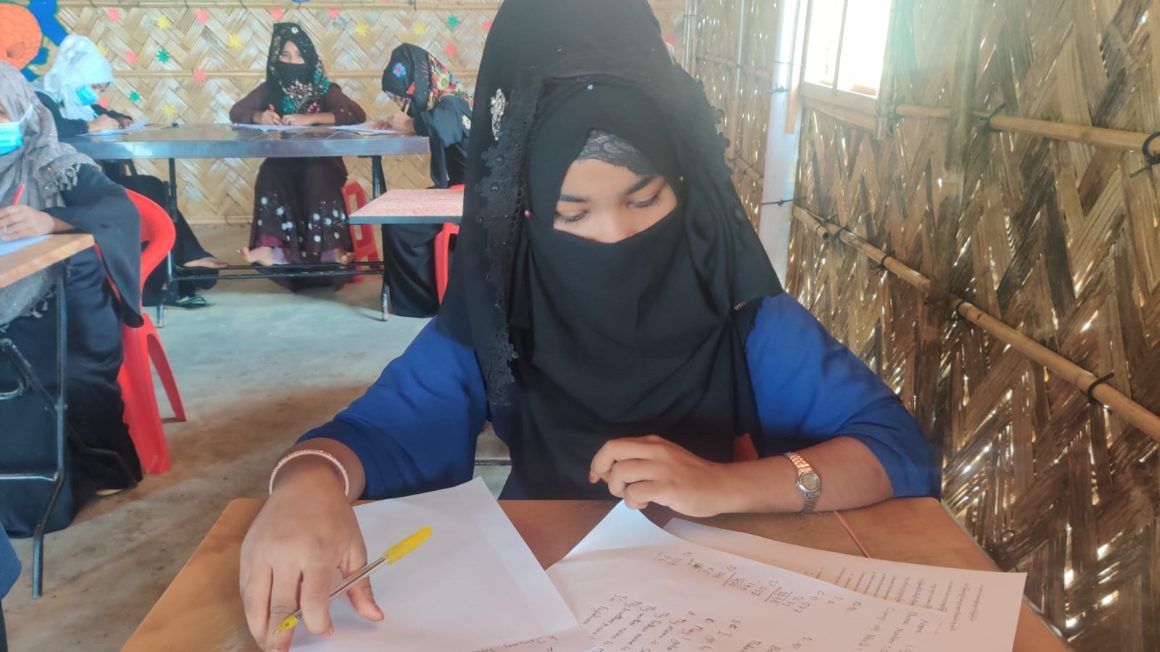 Conflict and Resilience Research Institute Canada helps deliver educational programs to Rohingya people in Bangladesh